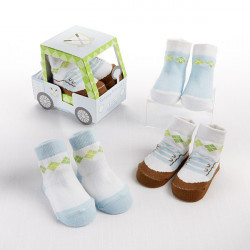 Voiturette chaussettes filles - offrir l'originalité à une baby shower